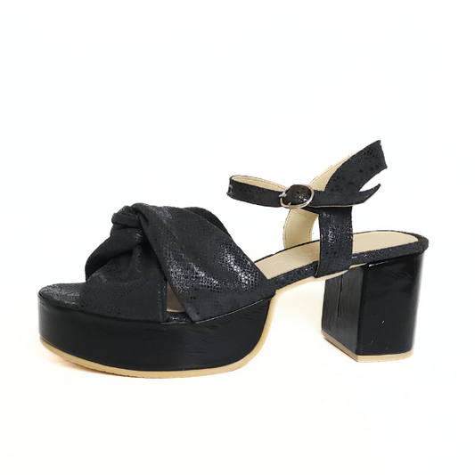 EMILIA NEGRO